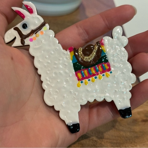 LLAMA - handmade/painted wooden magnet - Picture 2 of 3